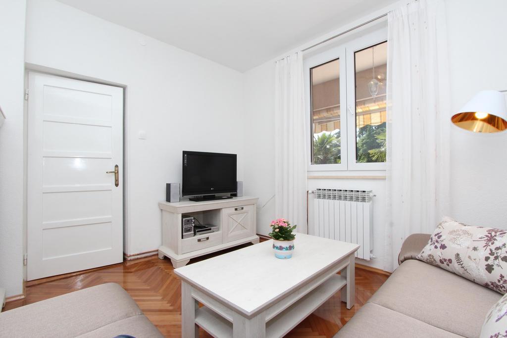Guest House Aurora Rovinj Ngoại thất bức ảnh