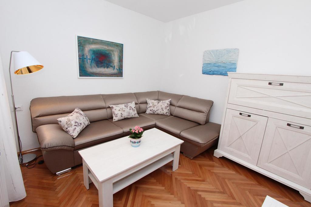 Guest House Aurora Rovinj Ngoại thất bức ảnh