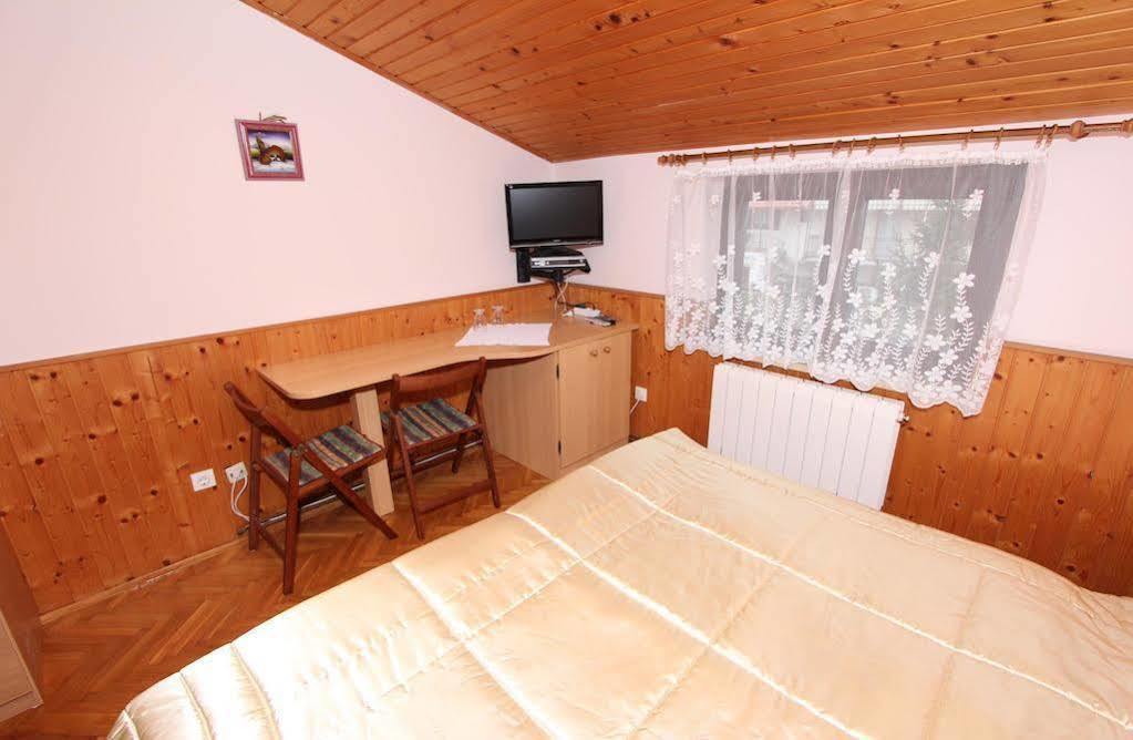Guest House Aurora Rovinj Ngoại thất bức ảnh