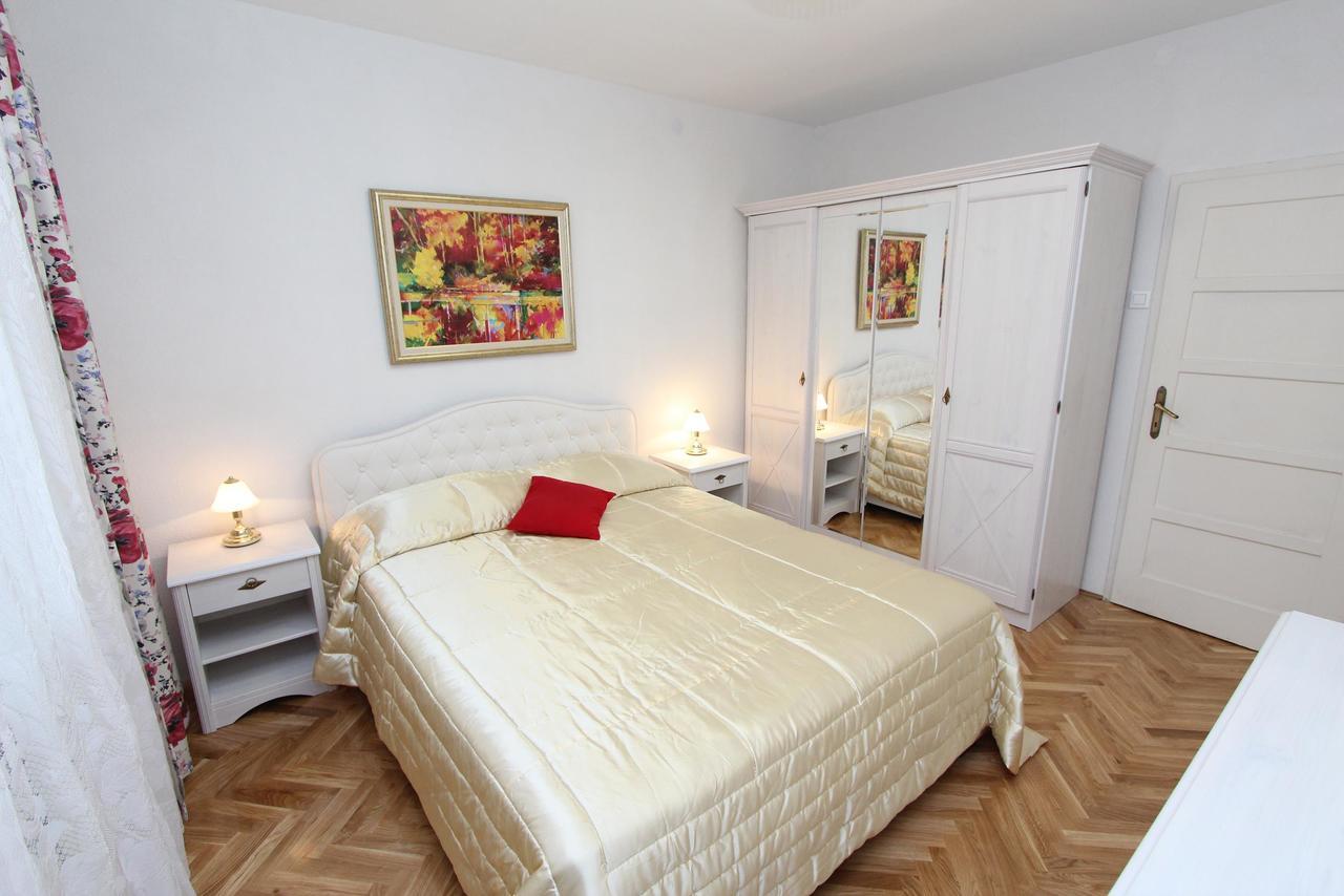 Guest House Aurora Rovinj Ngoại thất bức ảnh